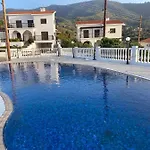 Nysa8 Vila Paphos