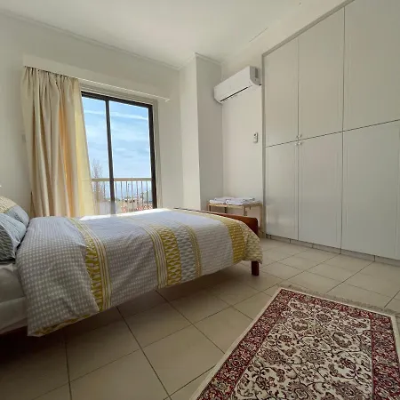 Villa Nysa8 *